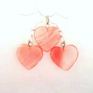 NWOT Stone heart necklace & earings set!